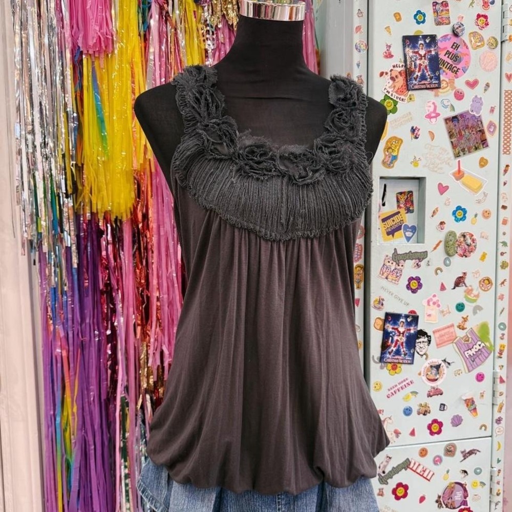 Ultimate Y2K 2000s baby doll tank with ruffles and floral detailing
